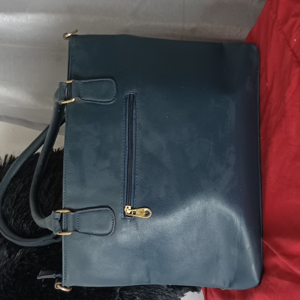 Beya Handbag - Picture 7 of 11